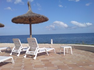 Blick zum Meer vom Hotel